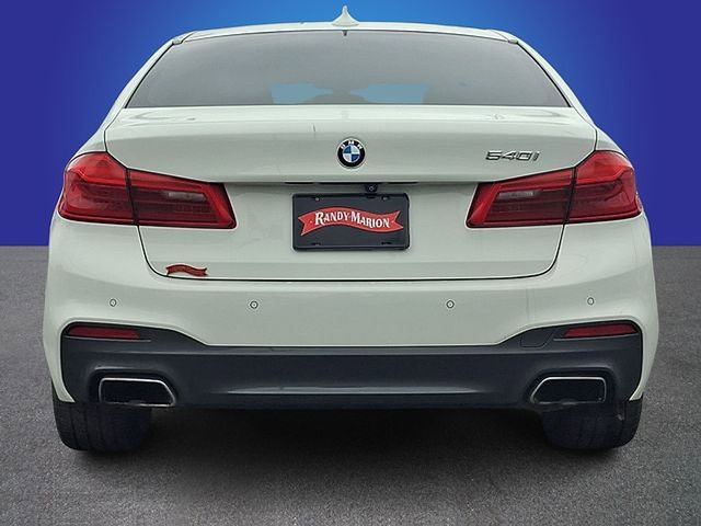 Used 2019 BMW 540i w/ M Sport Package RWD image 5