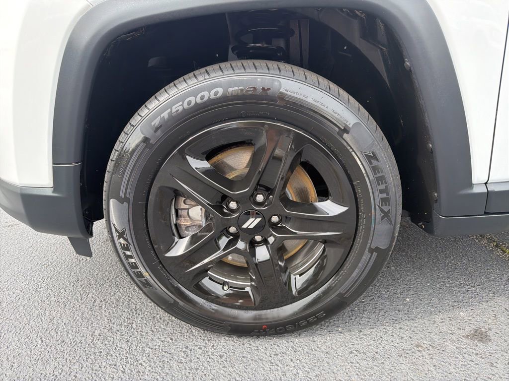 Used 2023 Jeep Compass Latitude image 20