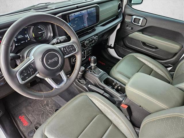 Used 2024 Jeep Wrangler High Altitude image 13