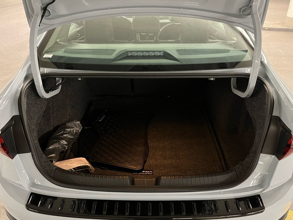 New 2026 Volkswagen Jetta SE FWD image 37