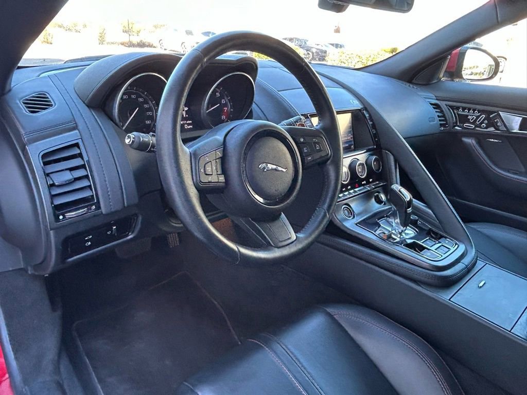 Used 2014 Jaguar F-TYPE S image 25
