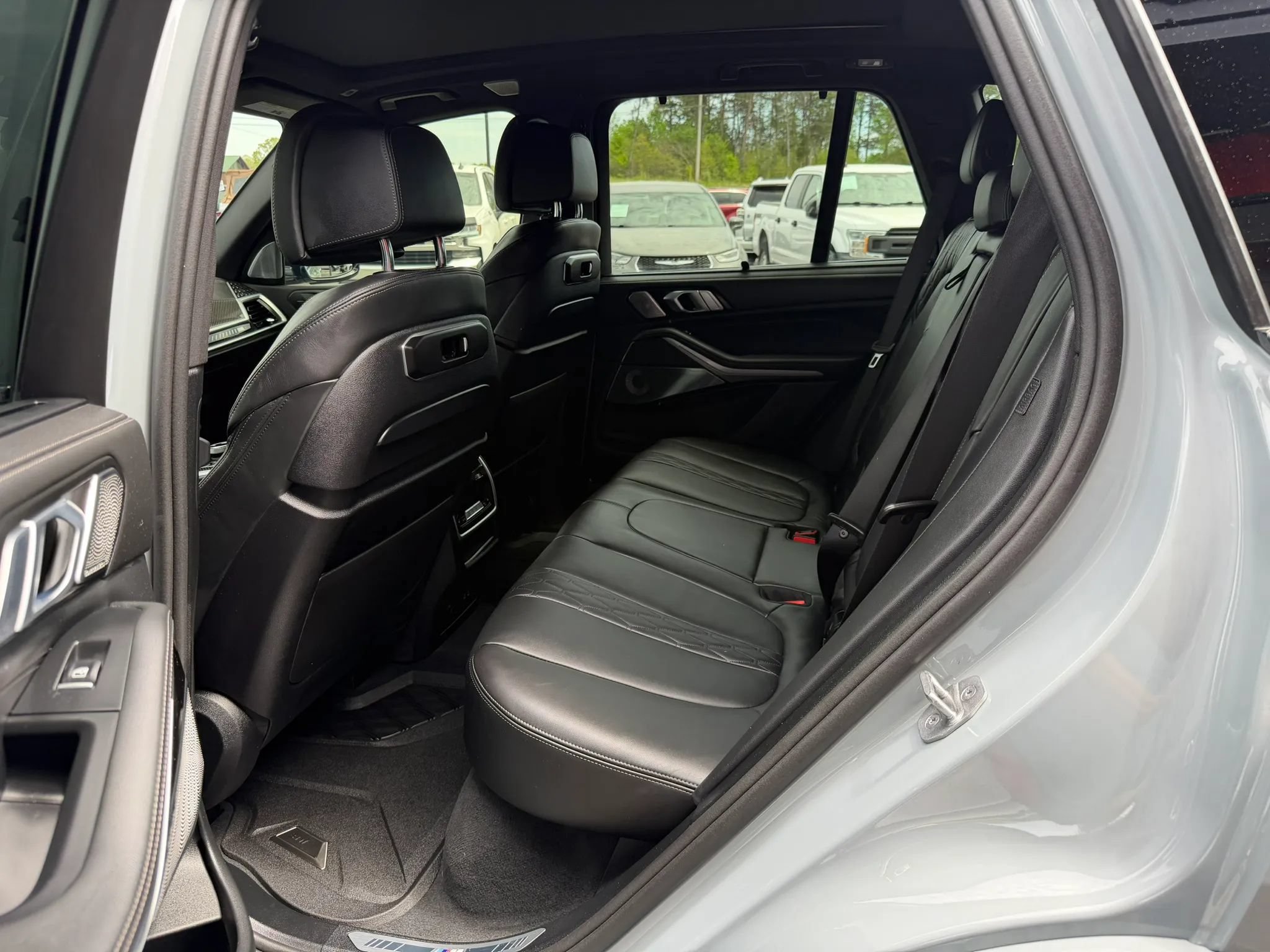 Used 2025 BMW X5 M60i AWD/4WD image 18