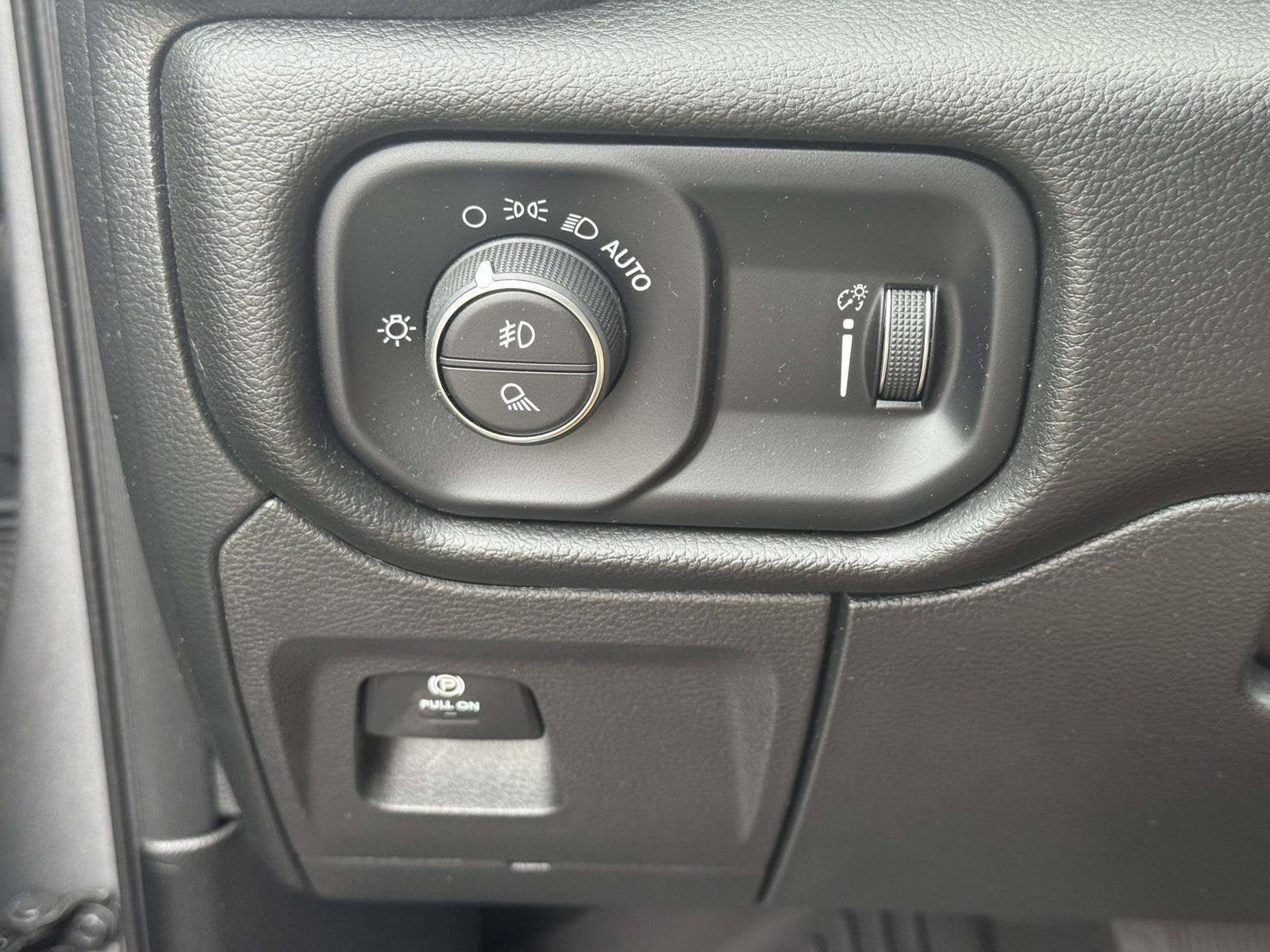Used 2023 RAM 1500 Big Horn AWD/4WD image 22