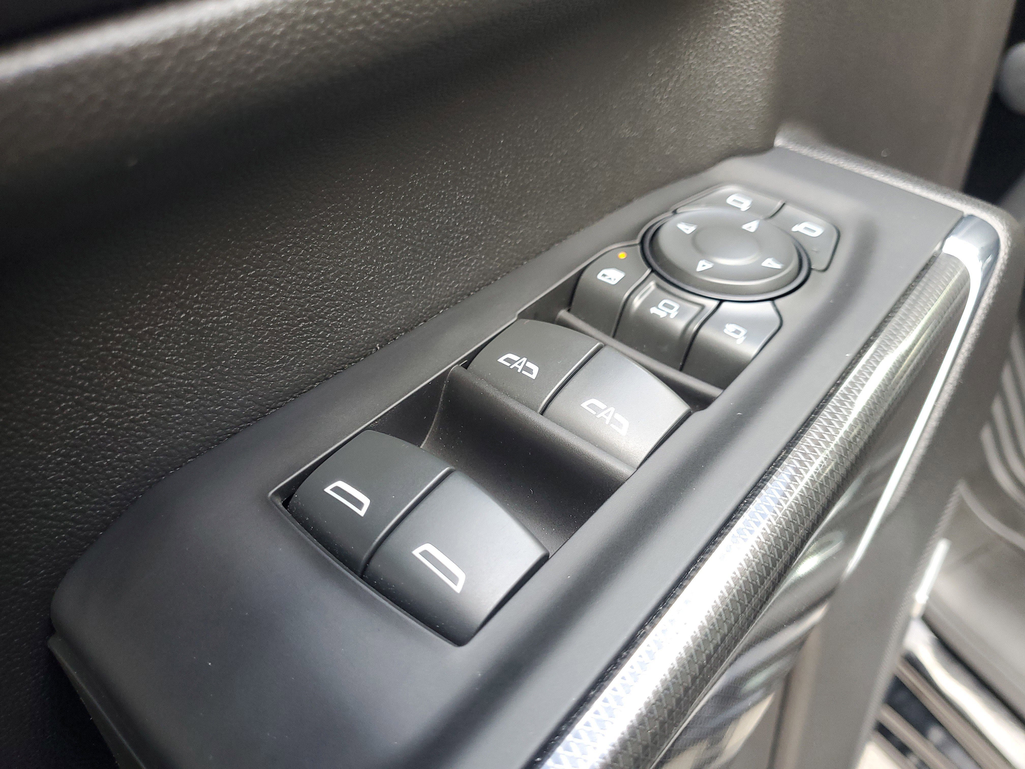 Used 2023 GMC Sierra 2500 AT4 w/ AT4 Preferred Package image 19