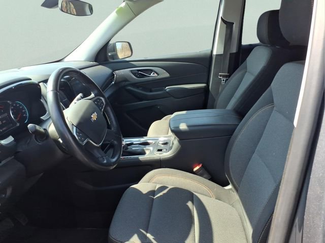 Used 2021 Chevrolet Traverse LT image 11