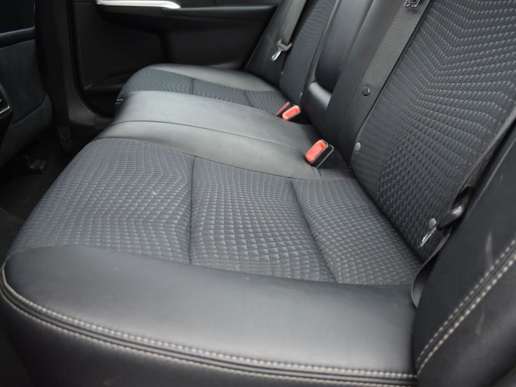 Used 2013 Toyota Camry SE image 23