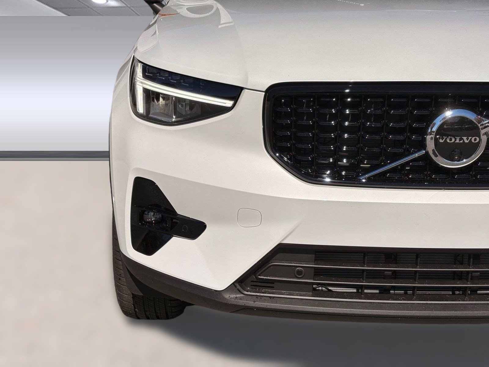 New 2026 Volvo XC40 B4 Plus w/ Climate Package image 11