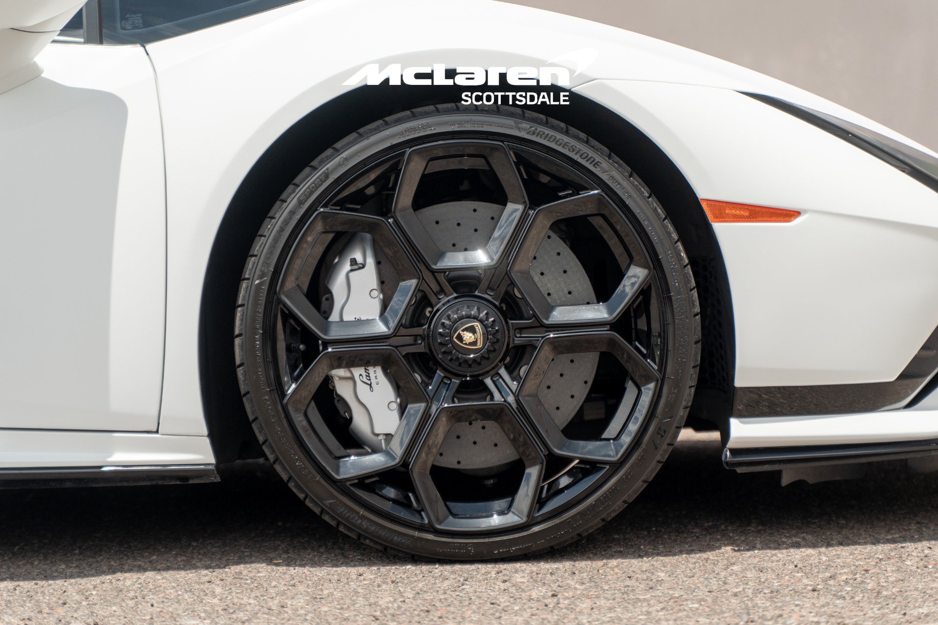 Used 2024 Lamborghini Huracan Tecnica RWD image 35