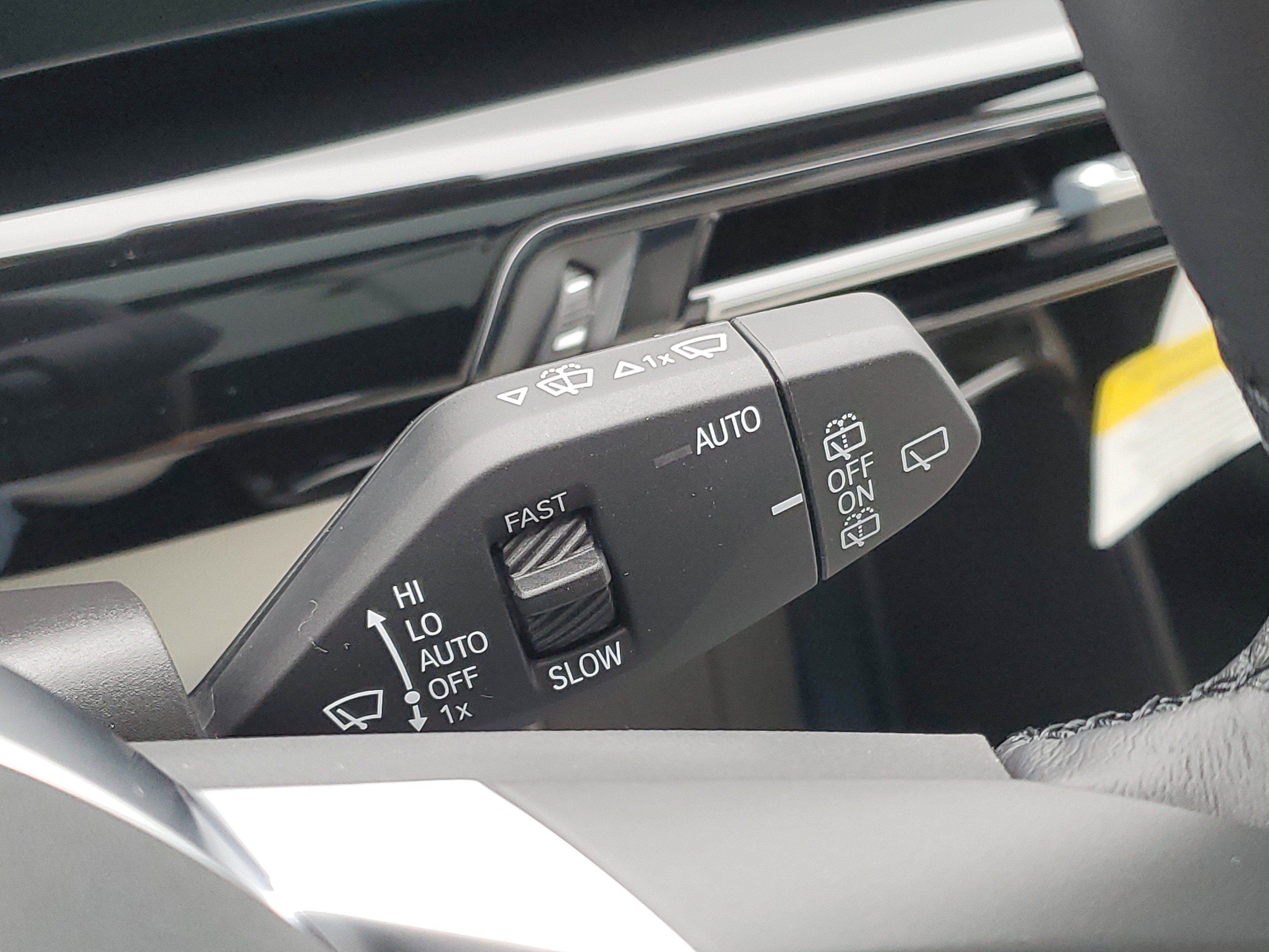 New 2026 BMW X1 xDrive28i w/ Technology Package image 16