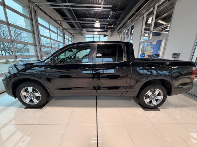 Used 2025 Honda Ridgeline RTL image 3