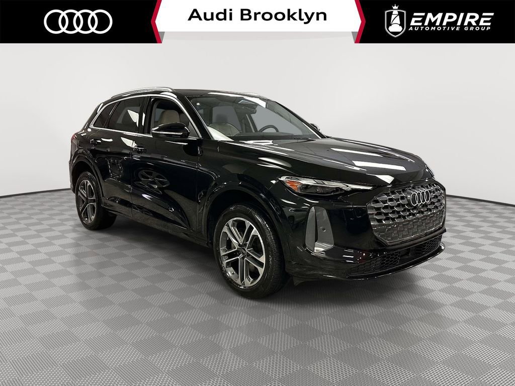 Used 2025 Audi Q5 Premium w/ Convenience Package