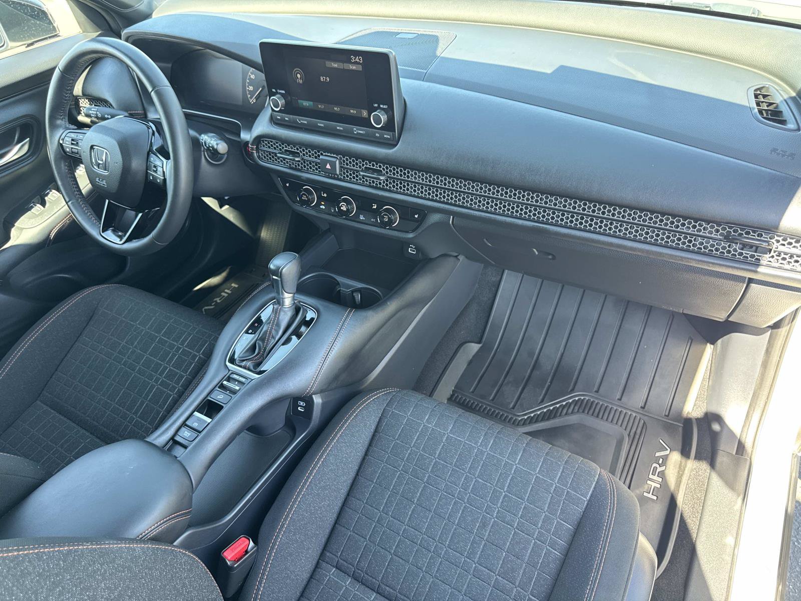 Certified 2025 Honda HR-V Sport image 33