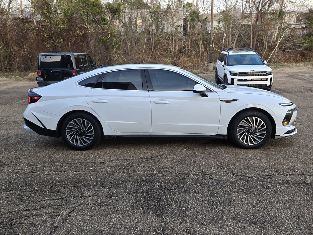 Certified 2025 Hyundai Sonata SEL image 24