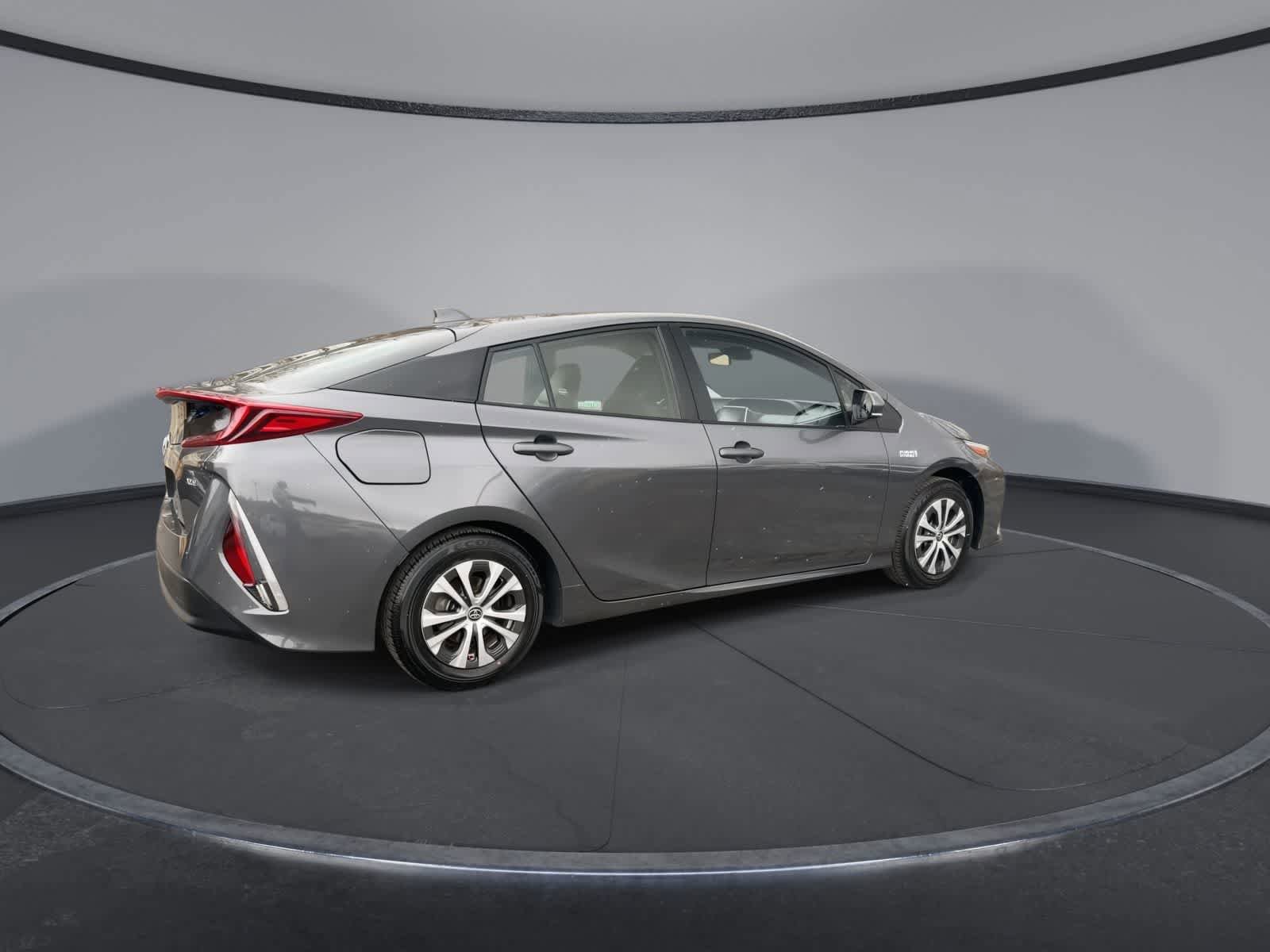 Used 2022 Toyota Prius Prime XLE FWD image 8