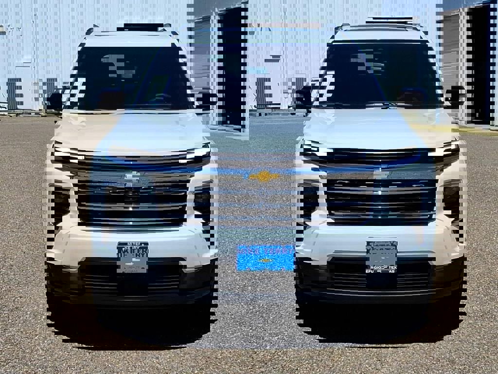 New 2026 Chevrolet Traverse LT w/ Sun and Wheel Package image 7