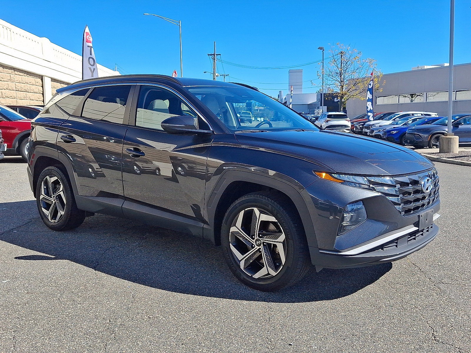 Used 2023 Hyundai Tucson SEL w/ Convenience Package image 3