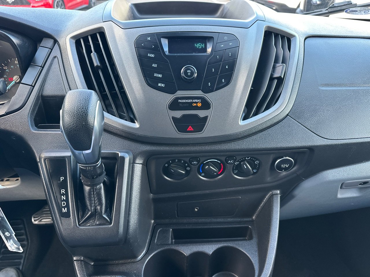 Used 2019 Ford Transit 250 130 Low Roof image 24