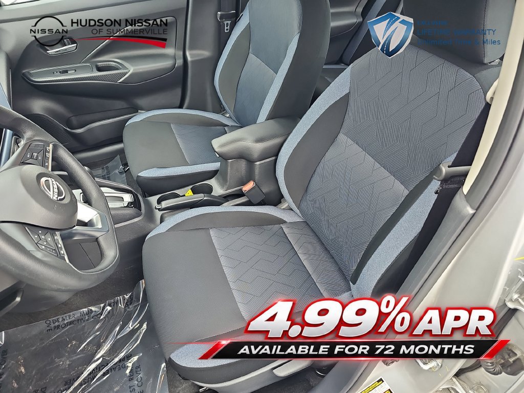 Used 2025 Nissan Versa SV w/ Trunk Package FWD image 16