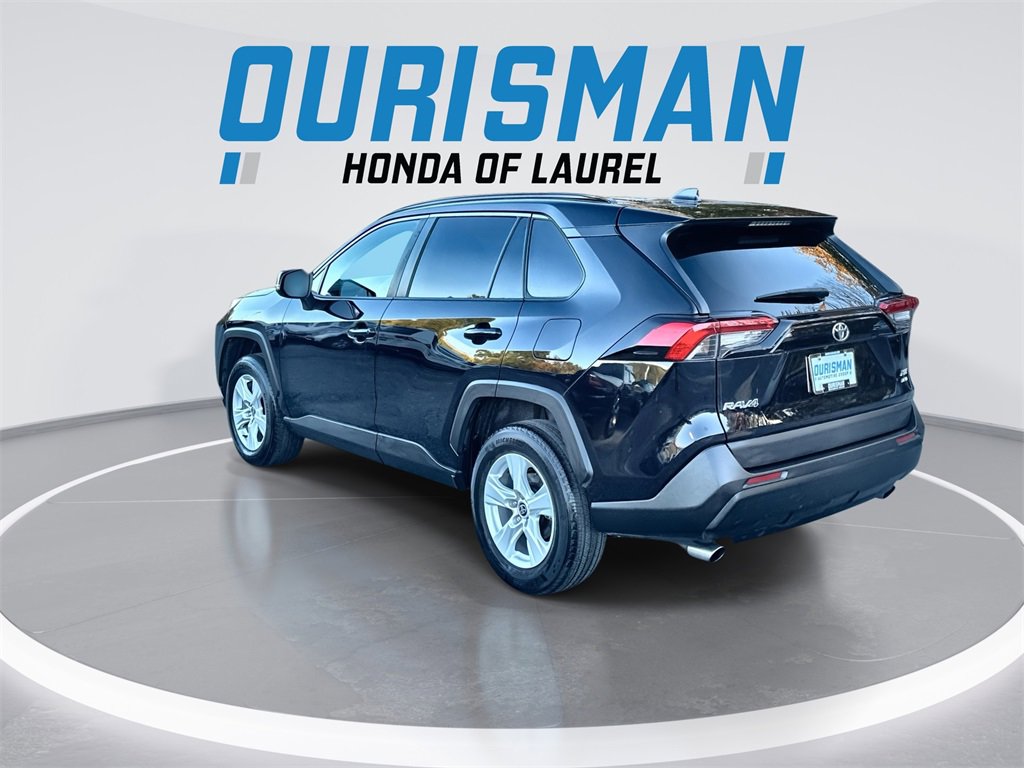 Used 2021 Toyota RAV4 XLE image 6