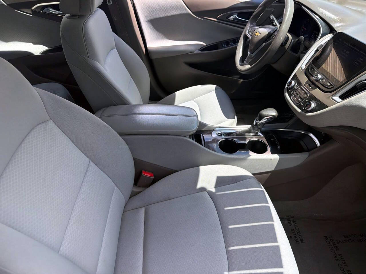 Used 2023 Chevrolet Malibu LT FWD image 7