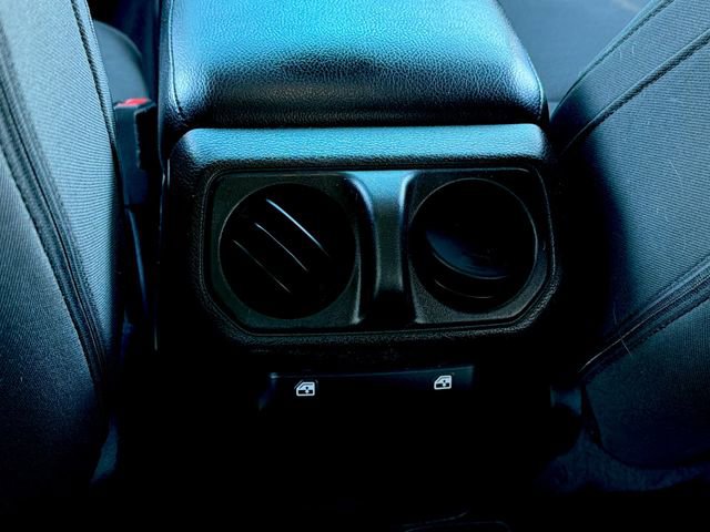 Used 2021 Jeep Wrangler Unlimited Sport image 18