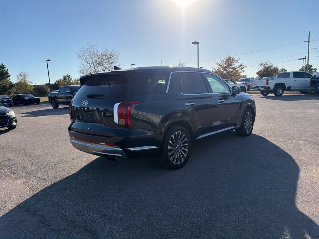 Used 2024 Hyundai Palisade Calligraphy image 6