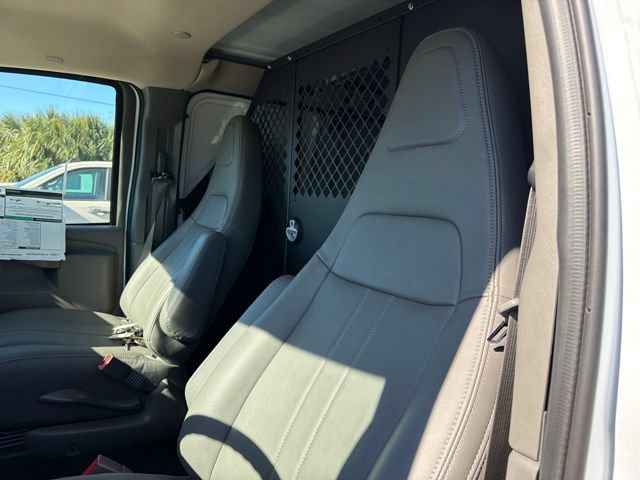 New 2026 Chevrolet Express 2500 w/ Driver Convenience Package RWD image 20