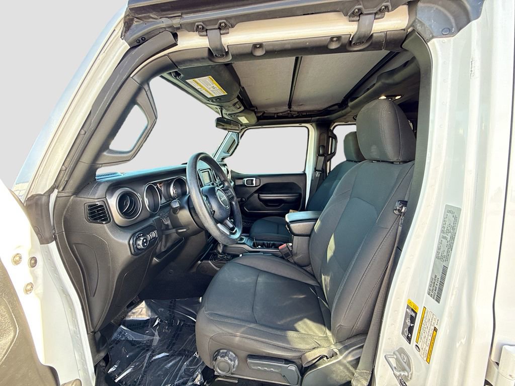 Used 2021 Jeep Gladiator Sport image 18