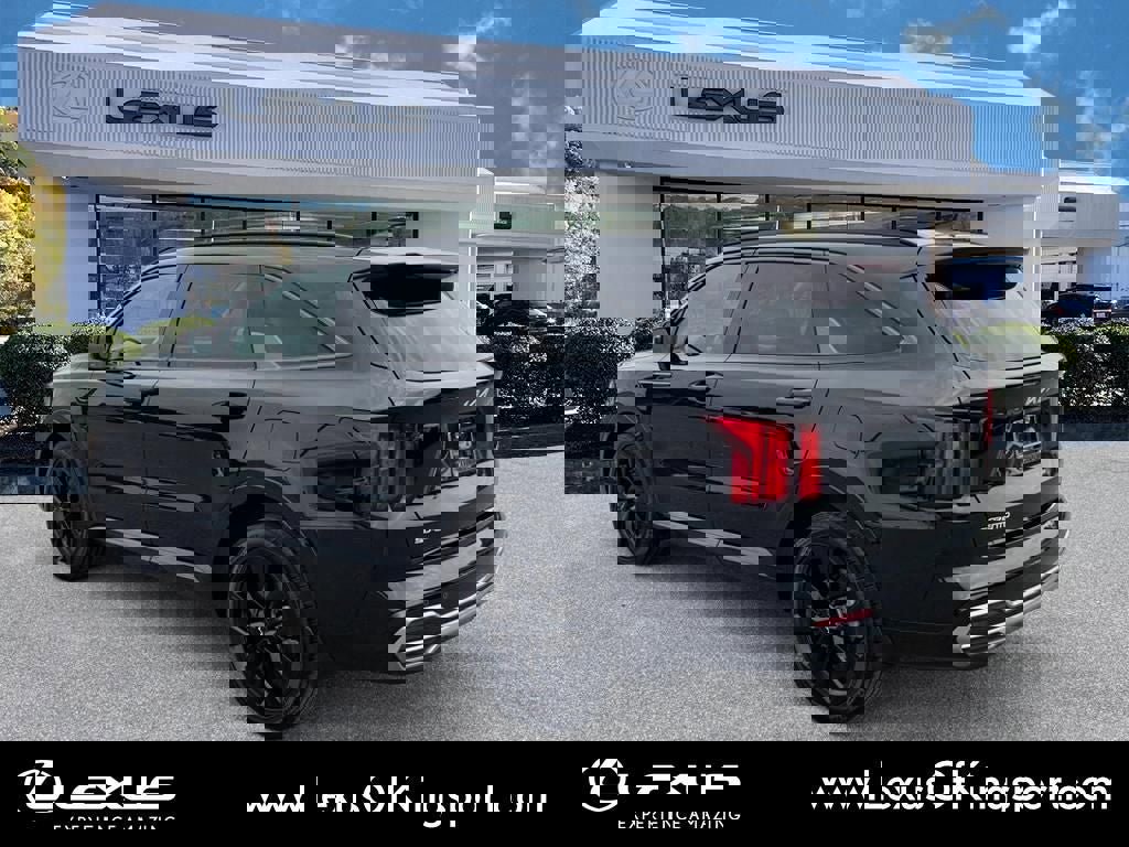 Used 2023 Kia Sorento SX image 3