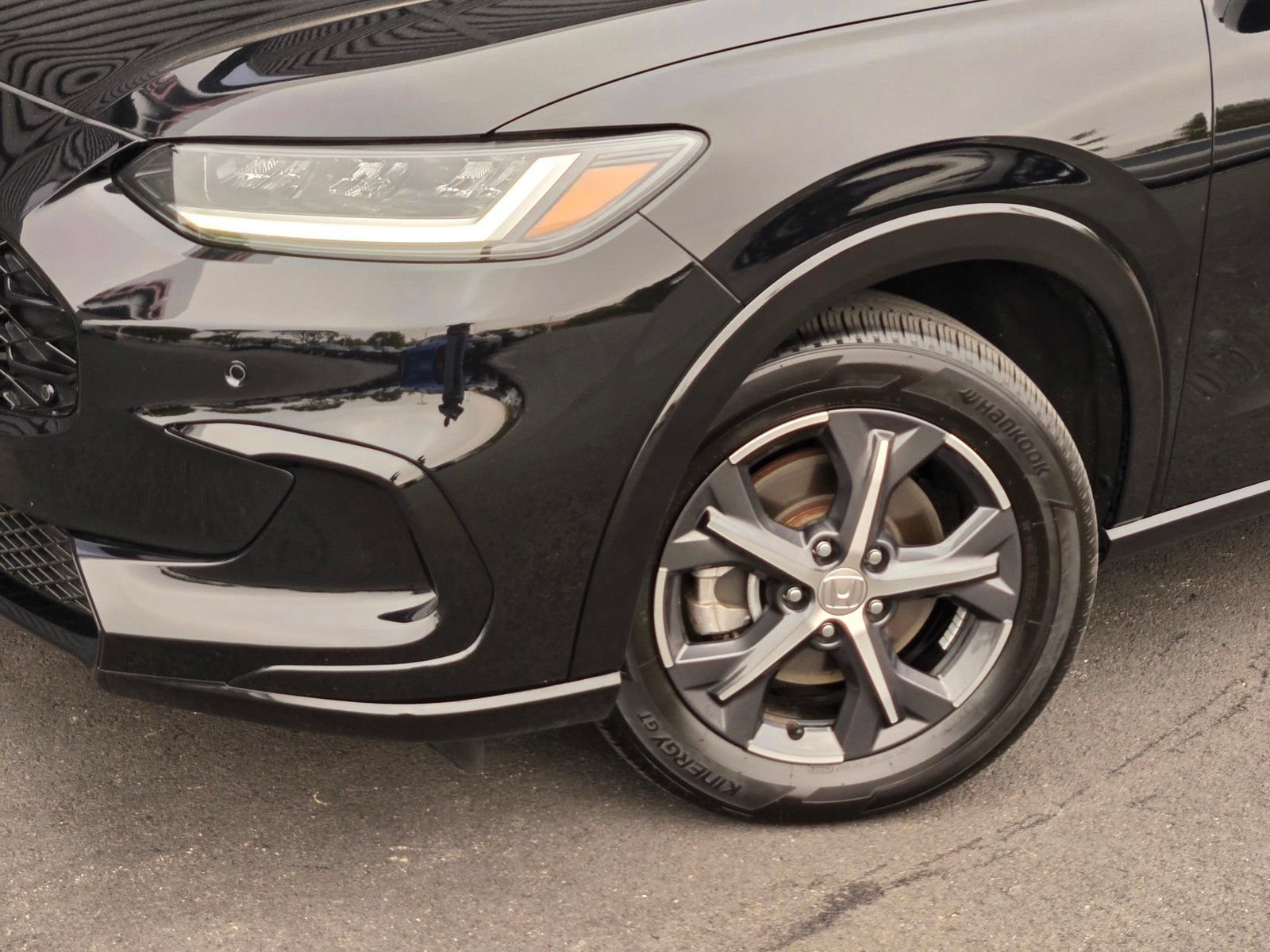 Used 2025 Honda HR-V EX-L image 9