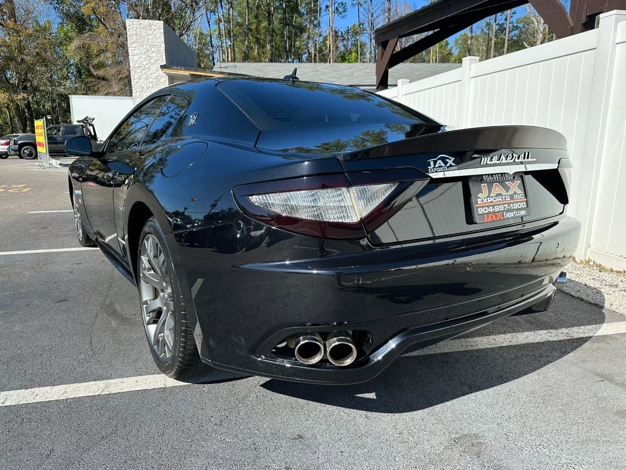 Used 2011 Maserati GranTurismo S RWD image 4