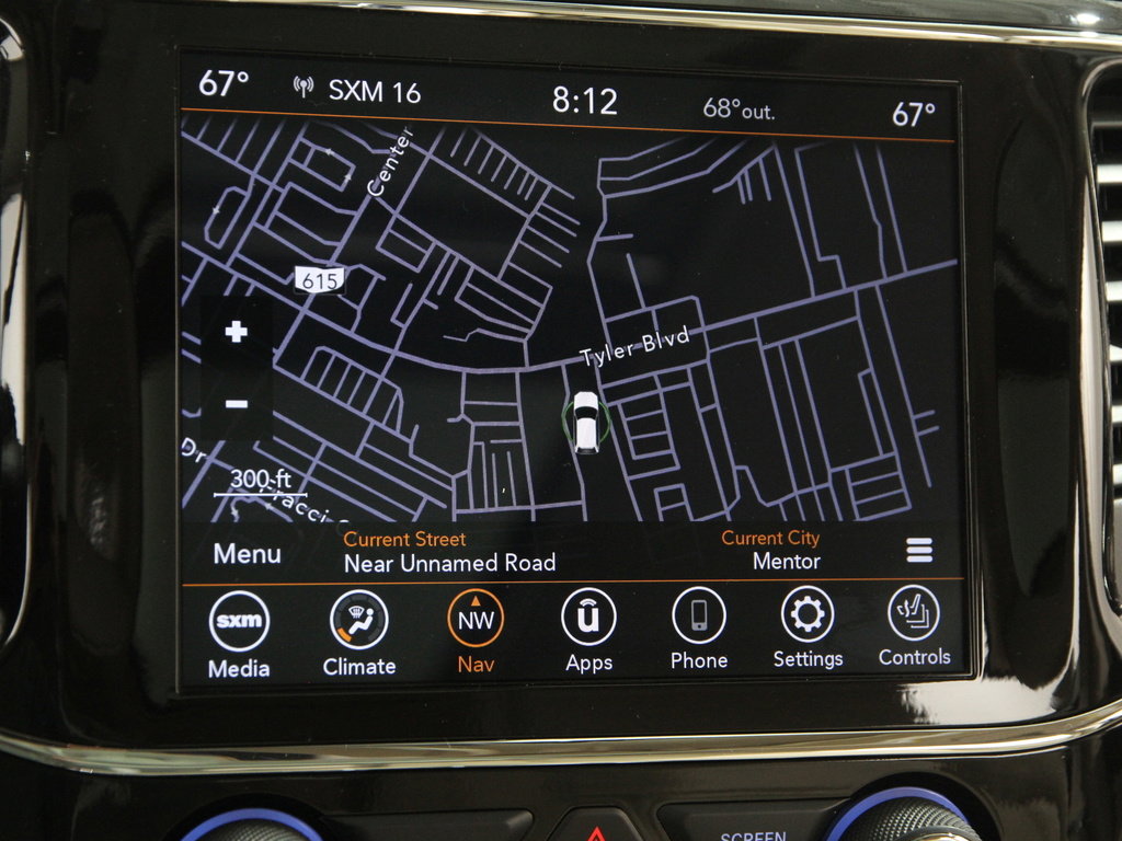 Used 2021 Jeep Grand Cherokee Overland image 12