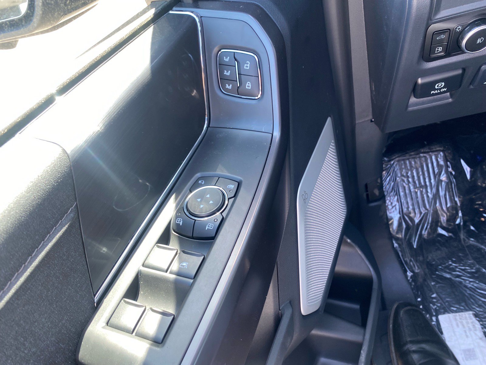 New 2026 Ford F150 Lariat w/ Equipment Group 502A High AWD/4WD image 37