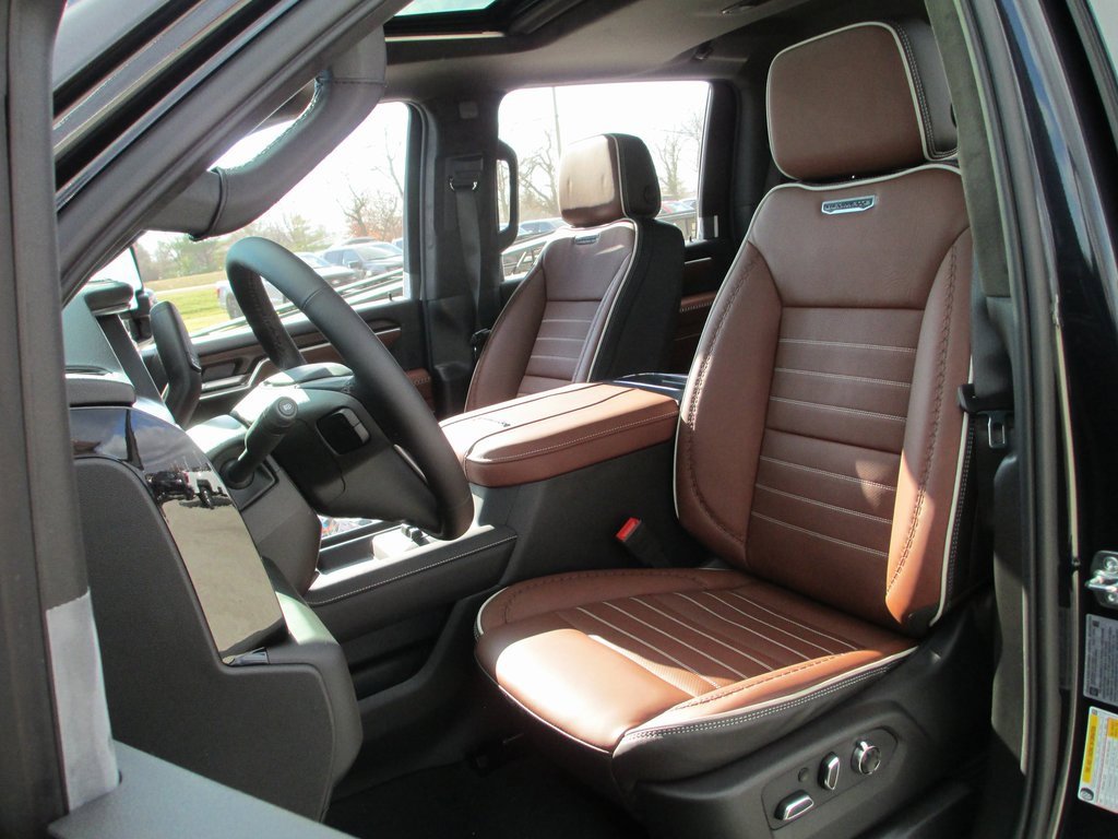 New 2026 GMC Sierra 3500 Denali Ultimate image 12