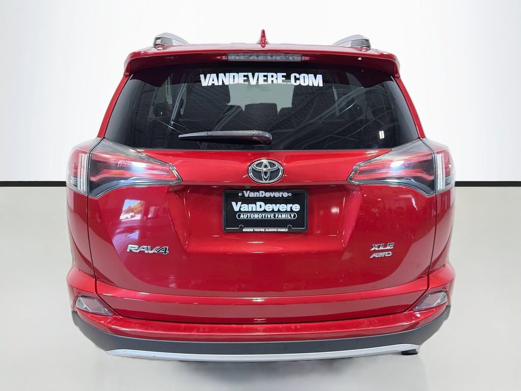 Used 2016 Toyota RAV4 XLE AWD/4WD image 8