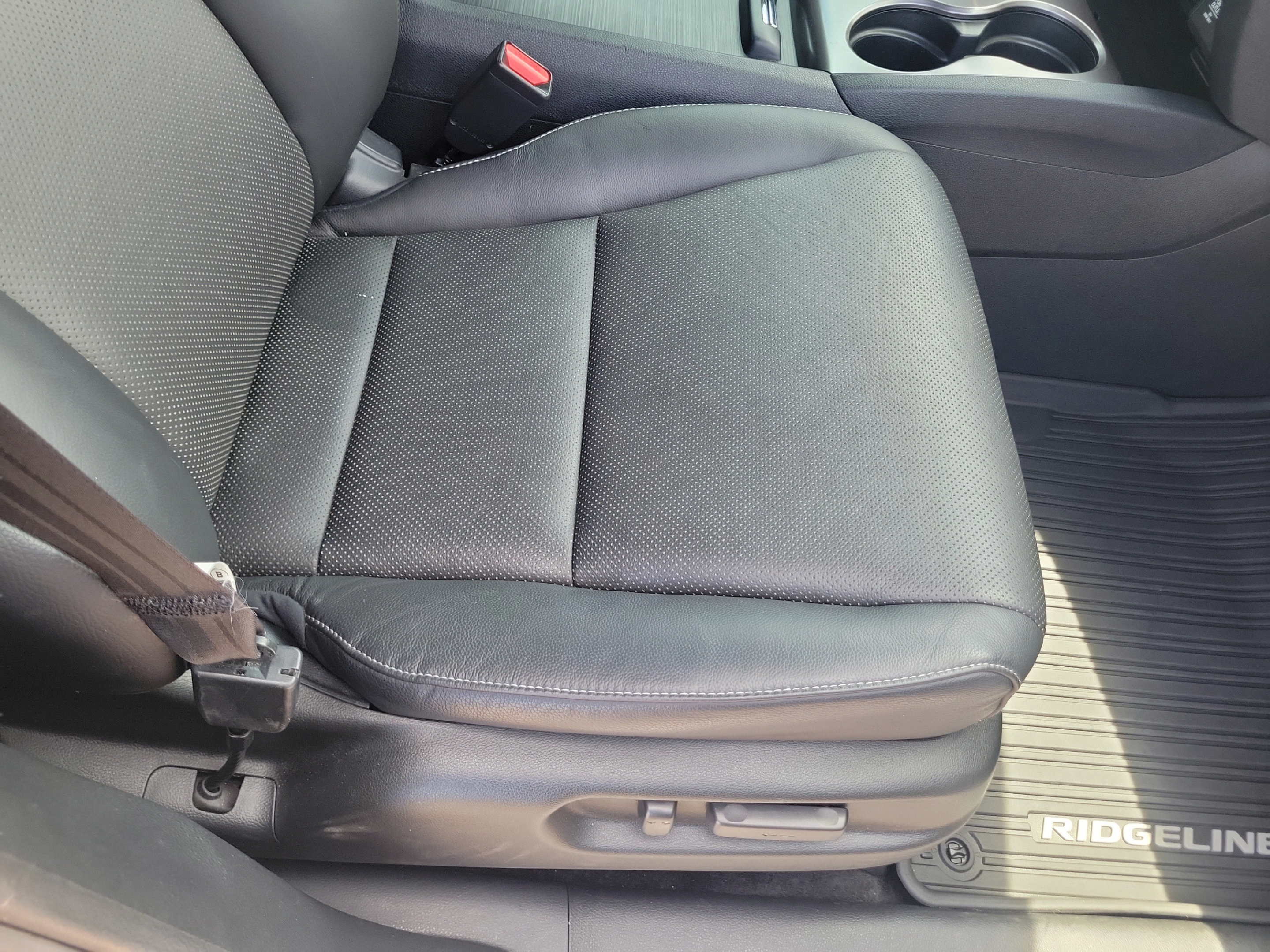 Used 2020 Honda Ridgeline RTL image 18