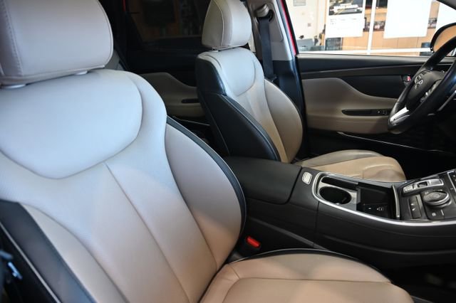 Used 2022 Hyundai Santa Fe SEL w/ Convenience + Premium Package FWD image 9