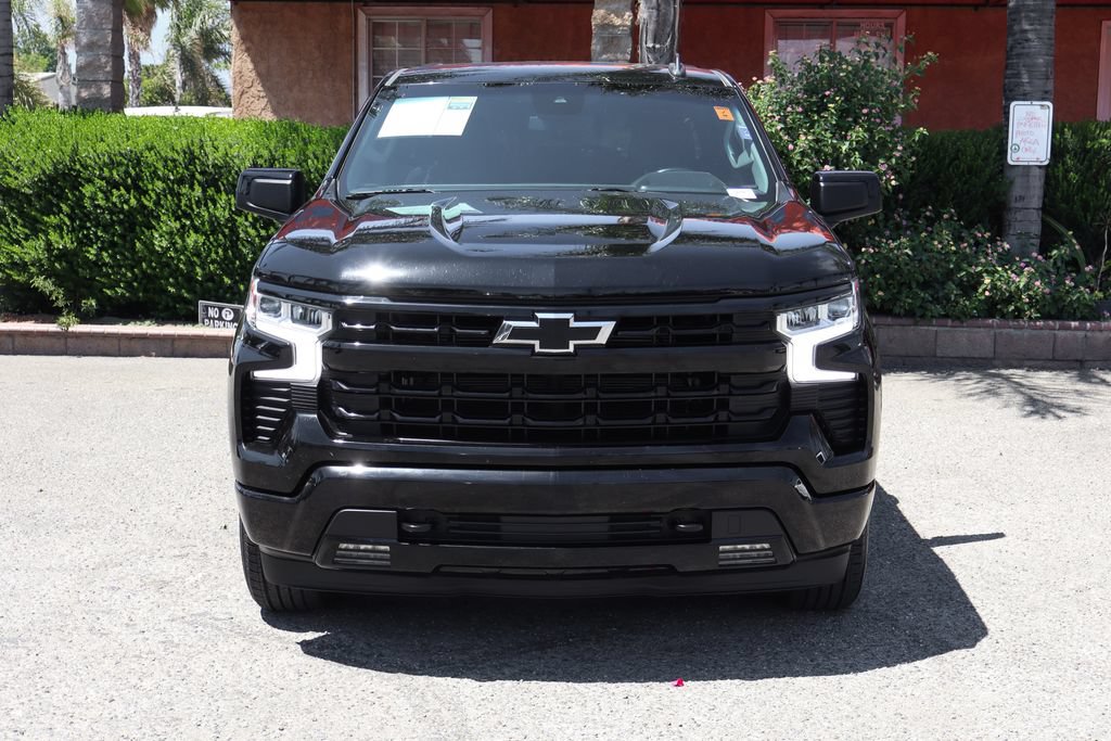 Used 2023 Chevrolet Silverado 1500 RST w/ Convenience Package II AWD/4WD image 3