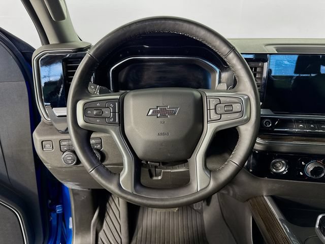 Used 2023 Chevrolet Silverado 1500 RST AWD/4WD image 12