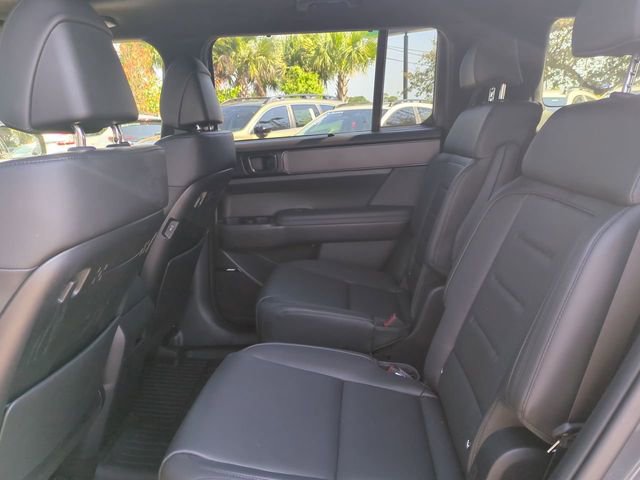 Used 2025 Hyundai Santa Fe Calligraphy image 16