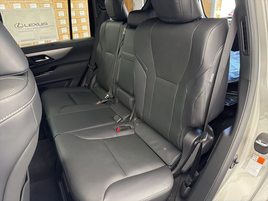 New 2026 Lexus LX 700h F Sport image 21