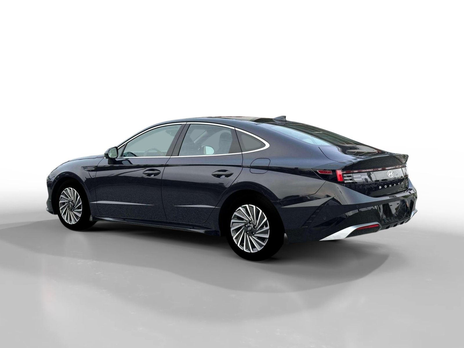 New 2026 Hyundai Sonata Limited FWD image 4