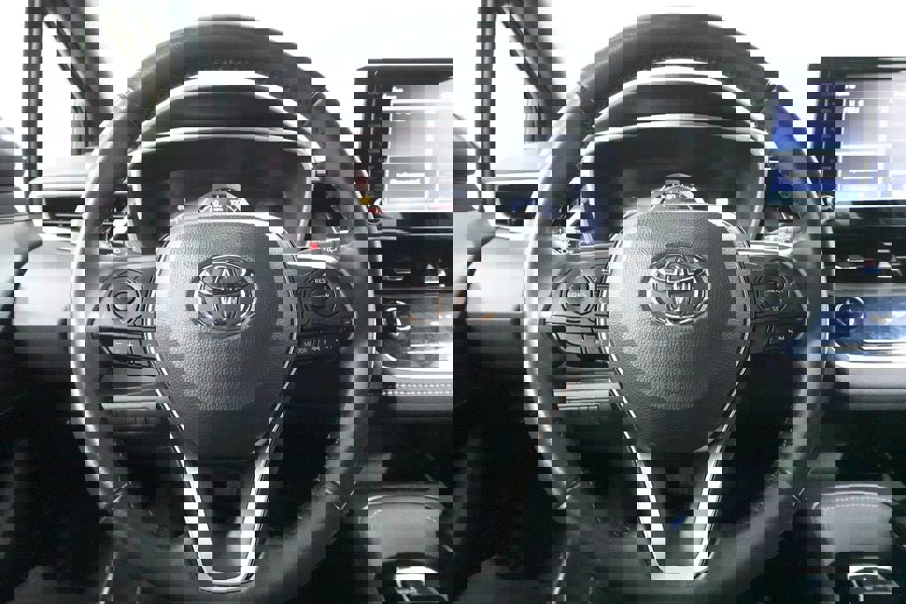 Used 2022 Toyota Corolla SE image 11