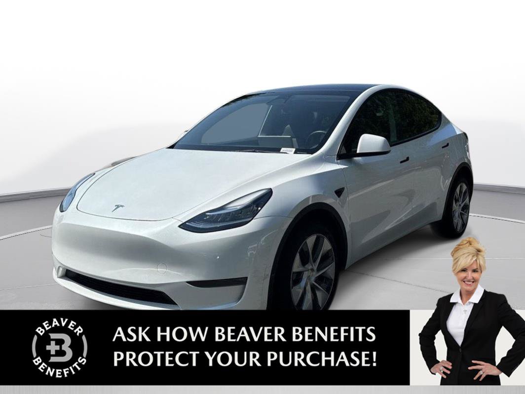 Used 2023 Tesla Model Y Long Range AWD/4WD image 1