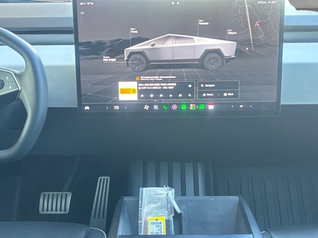 Used 2024 Tesla Cybertruck AWD Crew Cab image 4