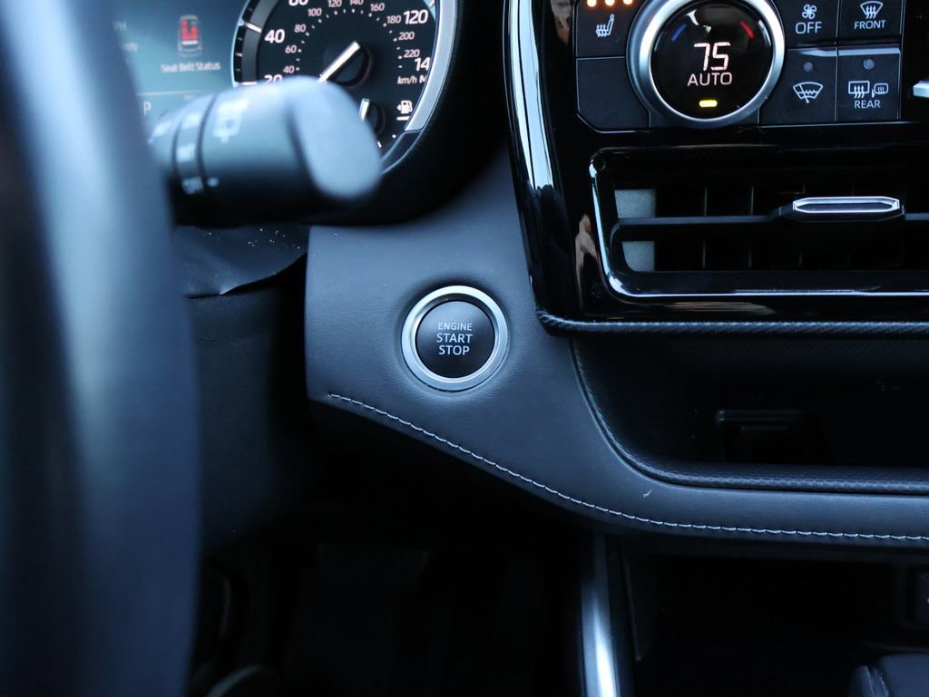 Used 2021 Toyota Highlander XSE image 31