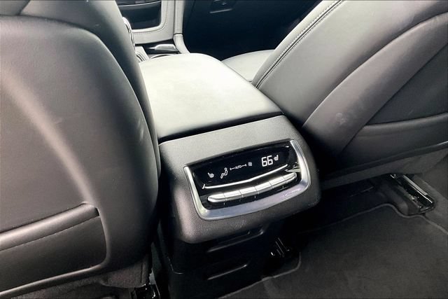 Used 2023 Cadillac XT6 Premium Luxury w/ Platinum Package AWD/4WD image 36
