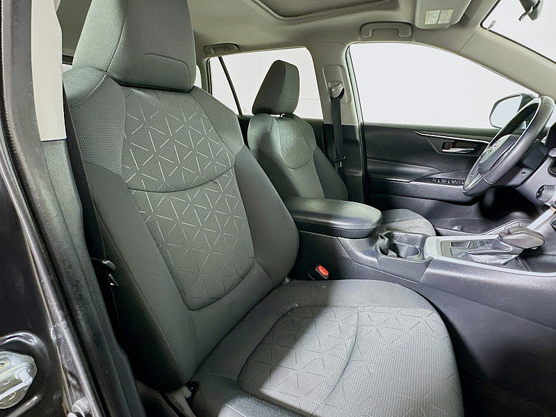 Used 2020 Toyota RAV4 XLE w/ Convenience Package image 26