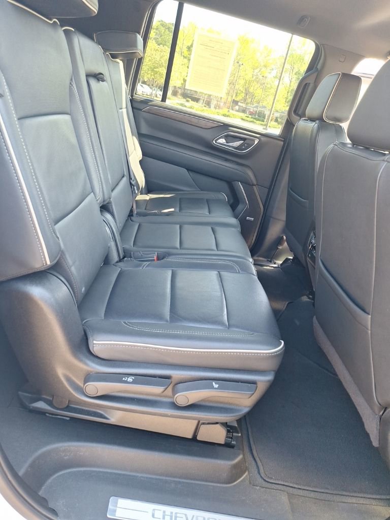 Certified 2024 Chevrolet Suburban Premier image 28