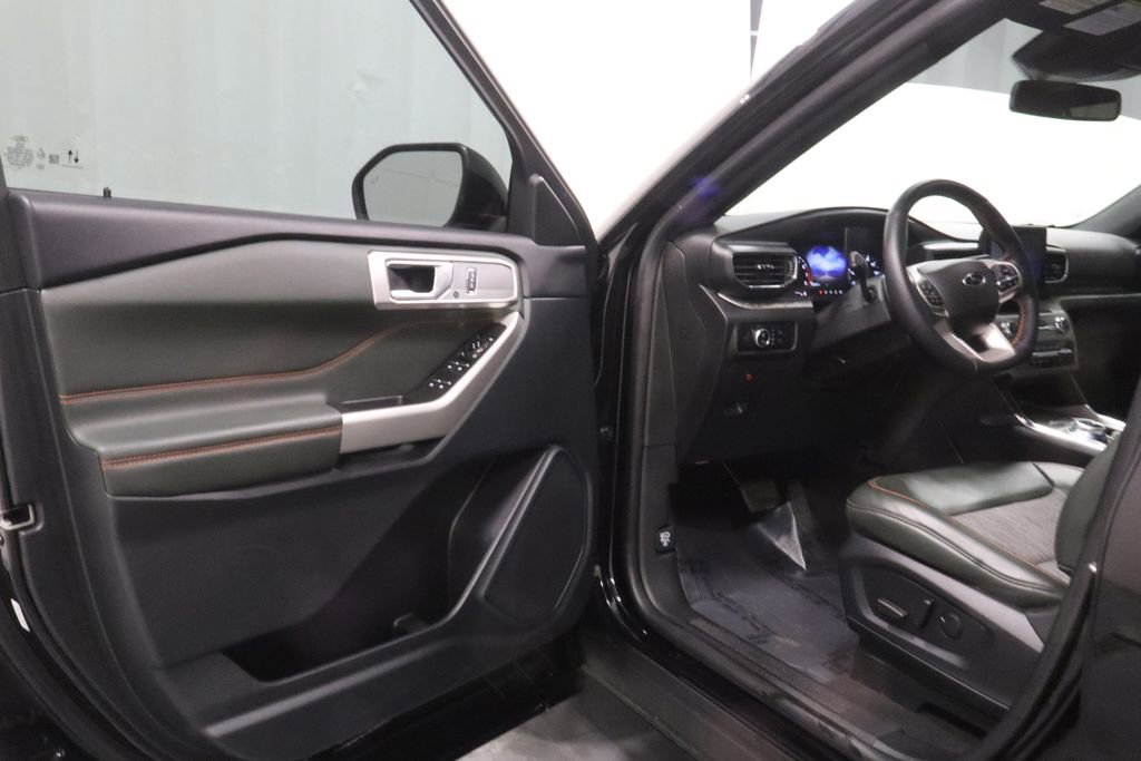 Used 2023 Ford Explorer Timberline w/ Timberline Technology Package AWD/4WD image 11